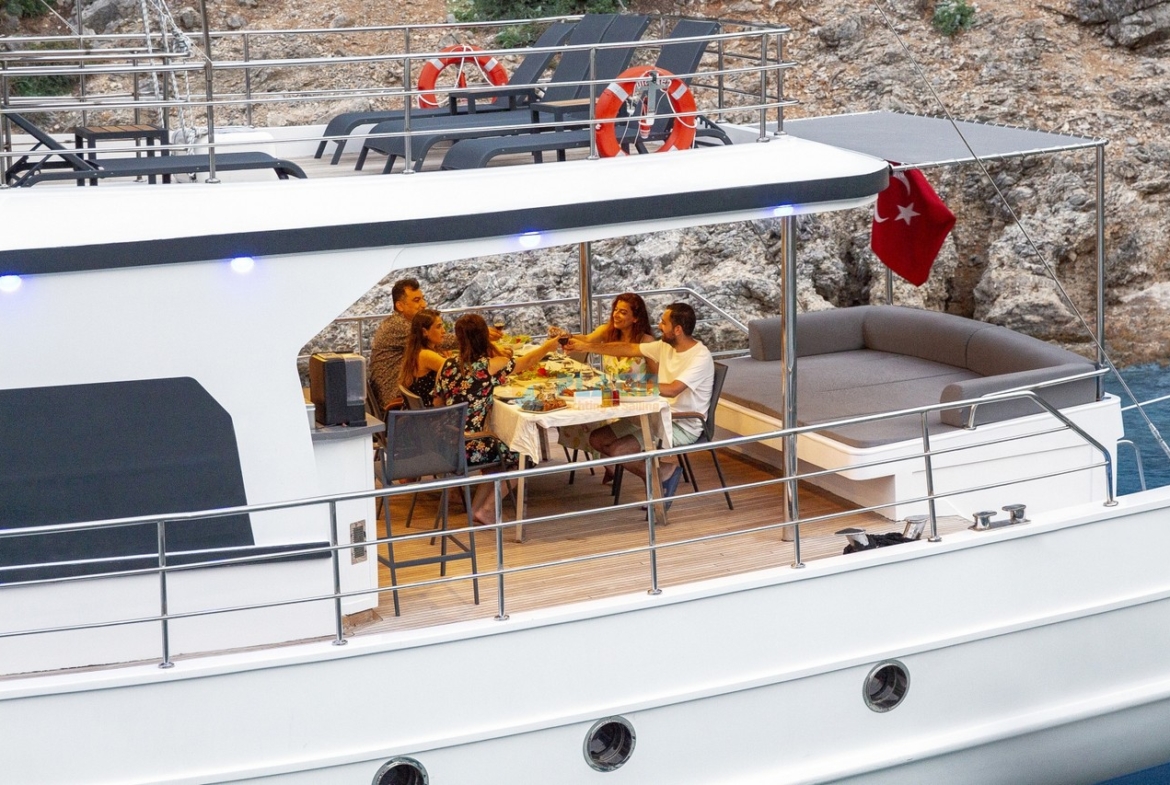 Maske 5 Kiralik Tekne Yat Gulet