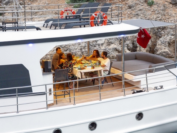 Maske 5 Kiralik Tekne Yat Gulet