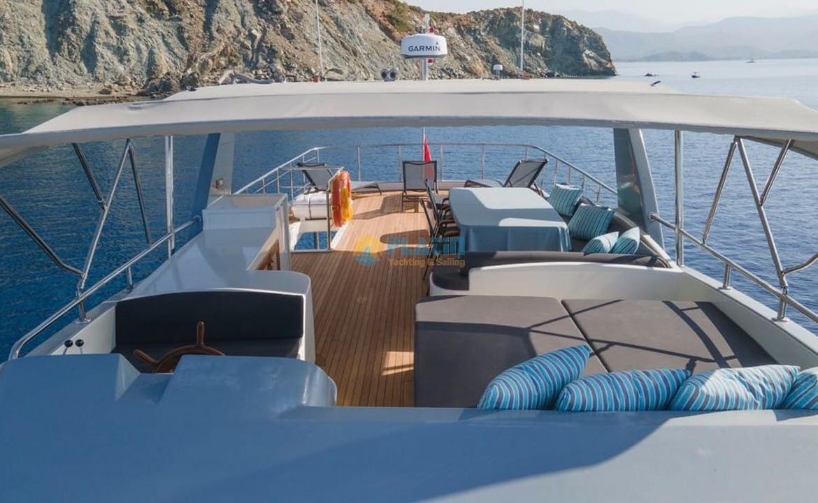 Trawler Compass Kiralık 24 Metre 4 Kamara