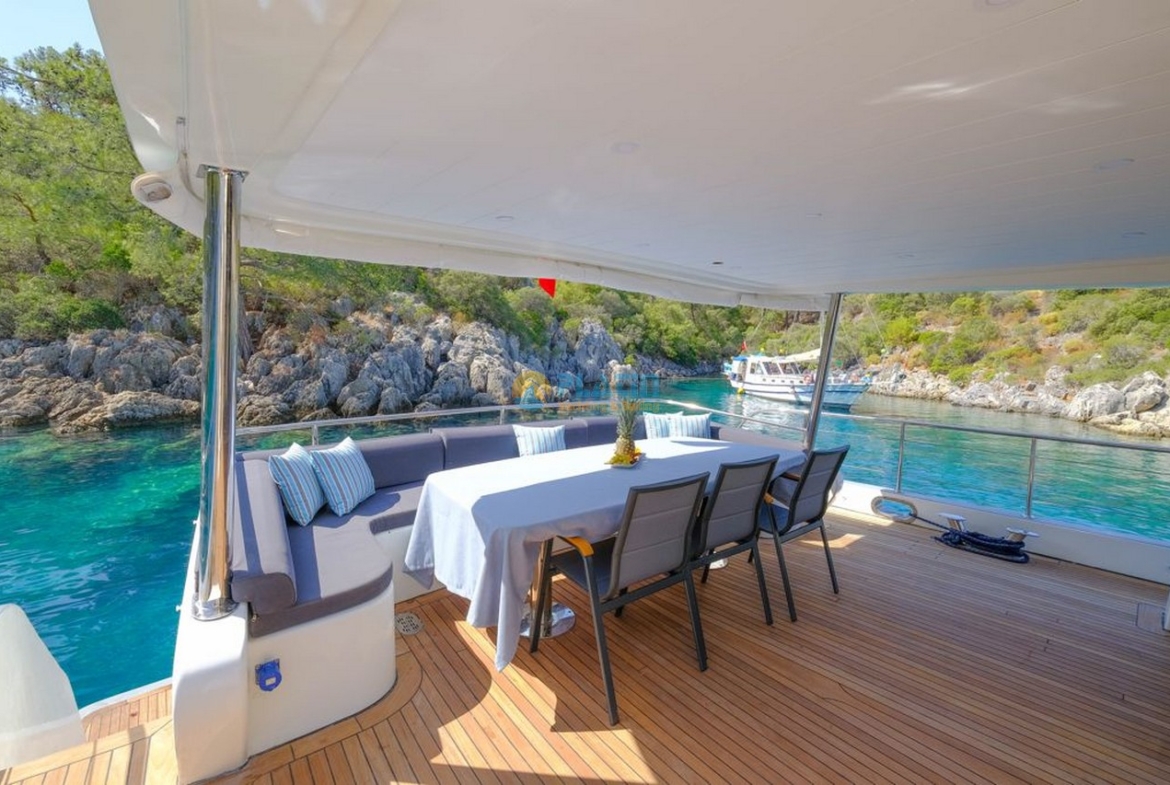 Trawler Compass Kiralık 24 Metre 4 Kamara