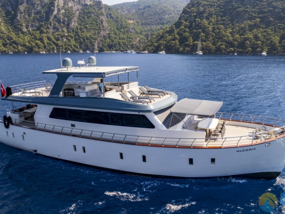 Alegria Trawler Yat