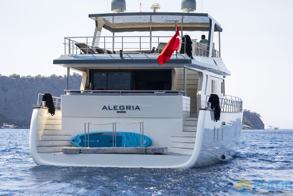 Alegria Trawler Yat
