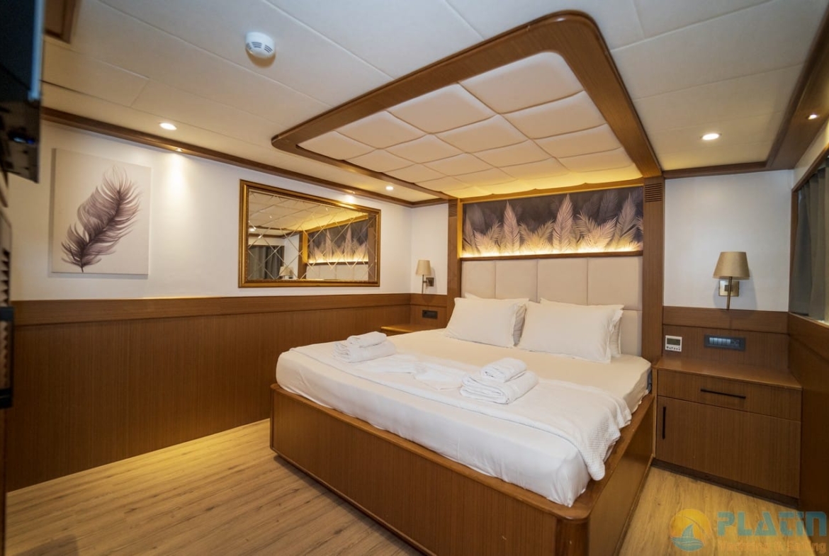 Alegria Trawler Yat