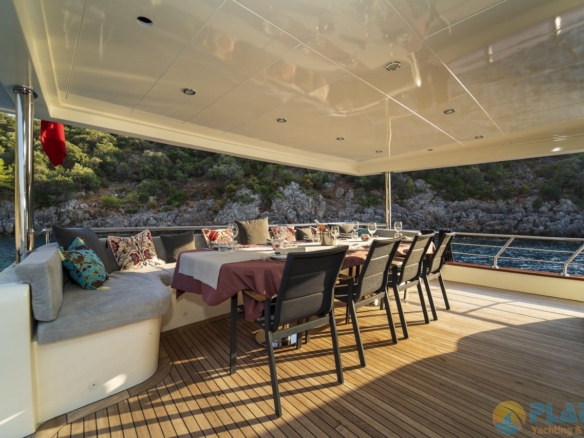 Alegria Trawler Yat