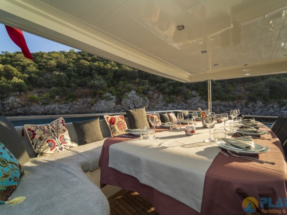 Alegria Trawler Yat