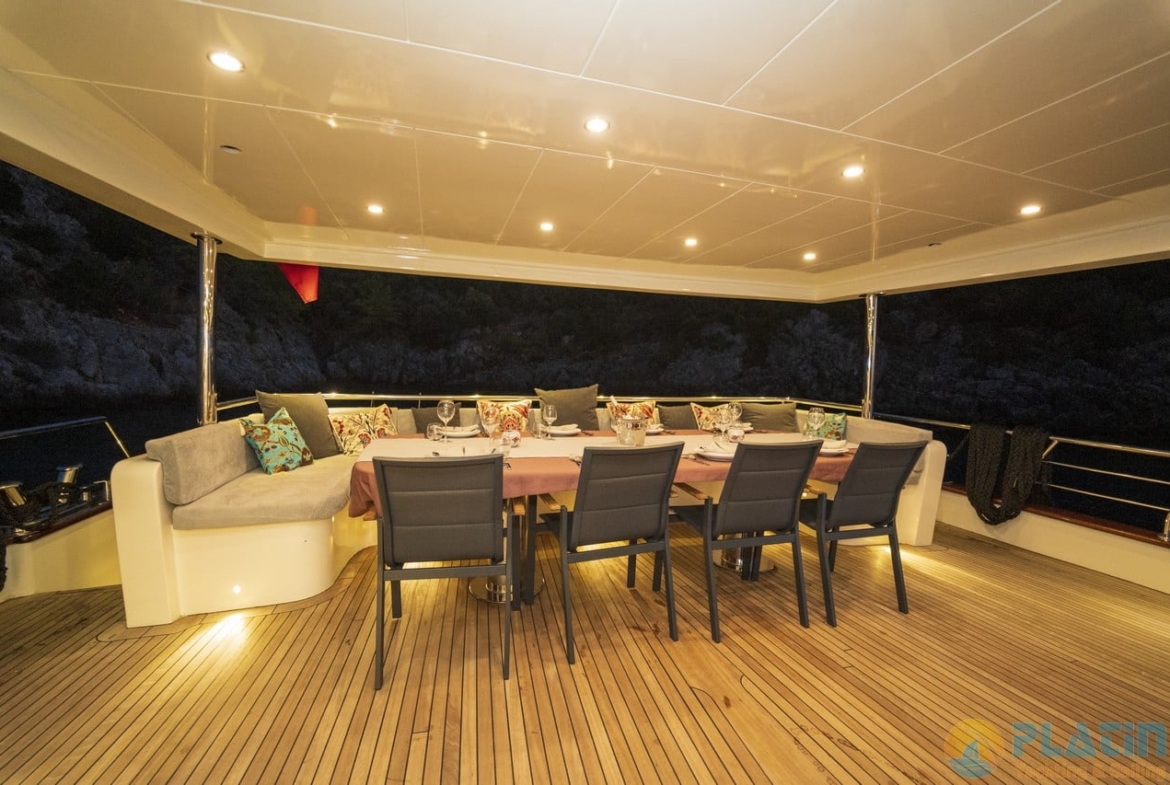 Alegria Trawler Yat