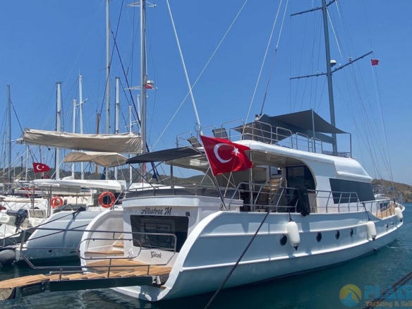 Albatros m Gulet