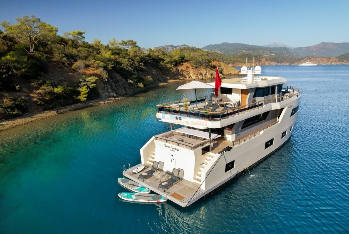 Cinar Yildizi Trawler Motoryat