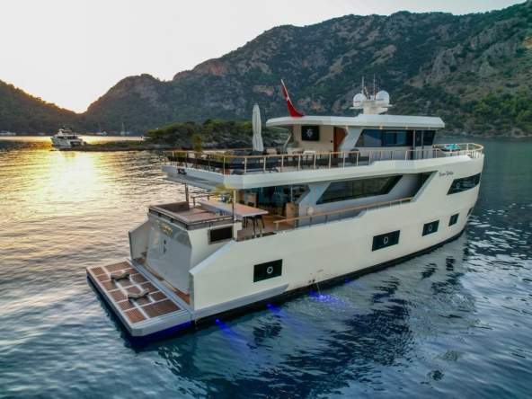 Cinar Yildizi Trawler Motoryat