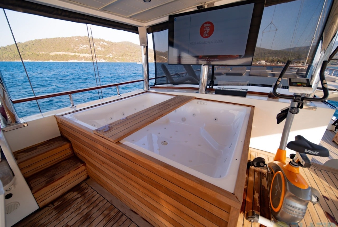 Caustic Gulet Yat Tekne