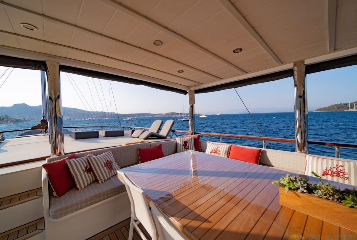 Caustic Gulet Yat Tekne