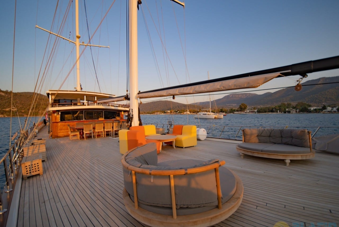 Caustic Gulet Yat Tekne