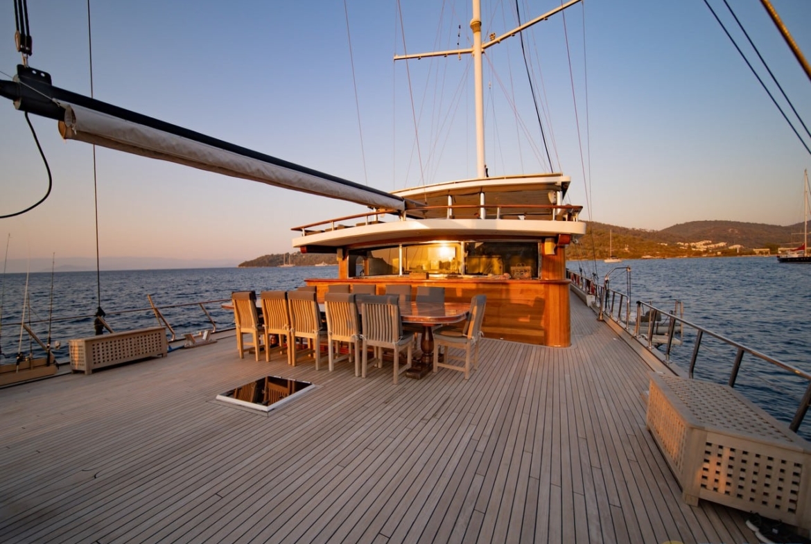 Caustic Gulet Yat Tekne