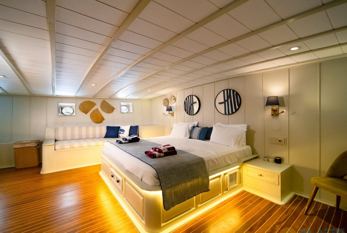 Caustic Gulet Yat Tekne