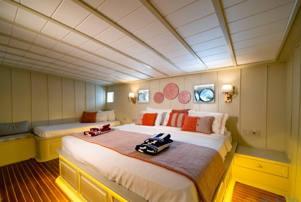 Caustic Gulet Yat Tekne