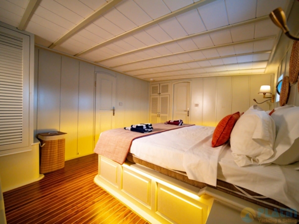 Caustic Gulet Yat Tekne