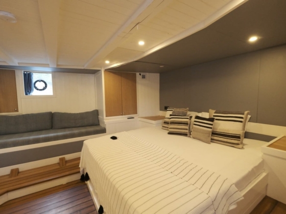 Nayk 1 Trawler Yat