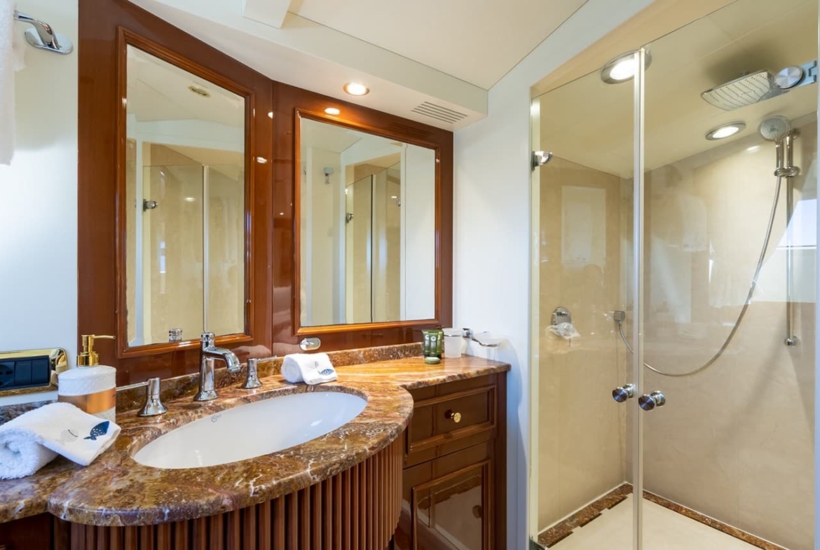 Stella Fiera Motoryat