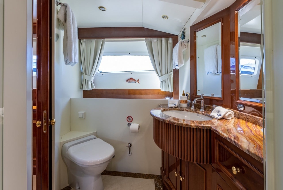 Stella Fiera Motoryat