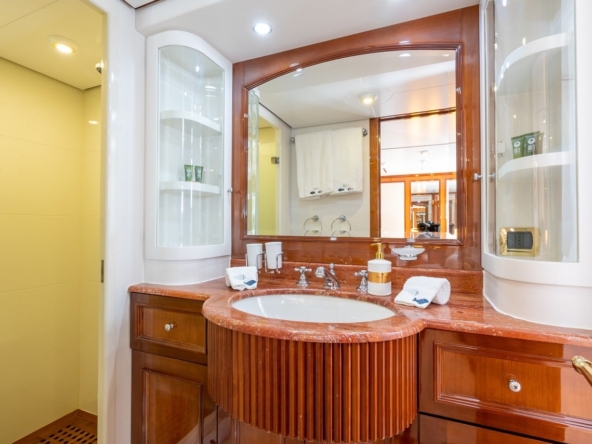 Stella Fiera Motoryat