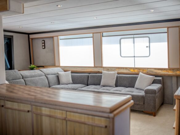 Nayk 3 Trawler