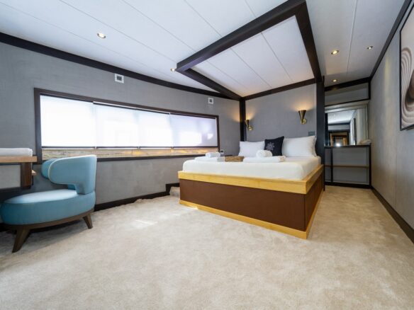 Nayk 3 Trawler