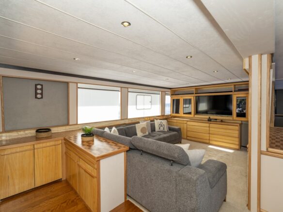Nayk 3 Trawler