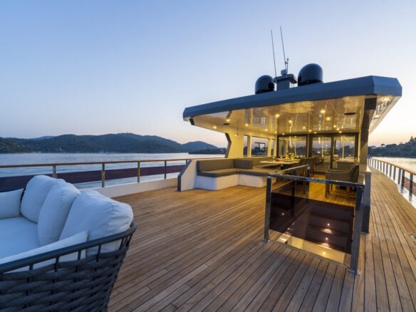 Albatros K Trawler