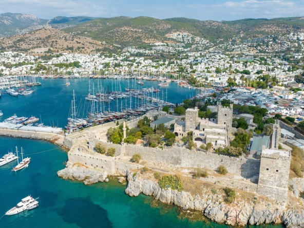 Bodrum Mavi Tur Rehberi Koylar Demirleme Noktaları ve Yüzme Molaları