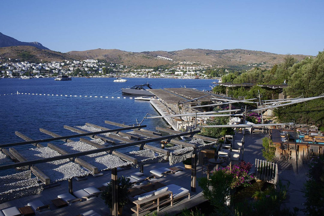 Bodrum Mavi Yolculuk Lüks Restoran, Beach Club ve Gurme Deneyimleri