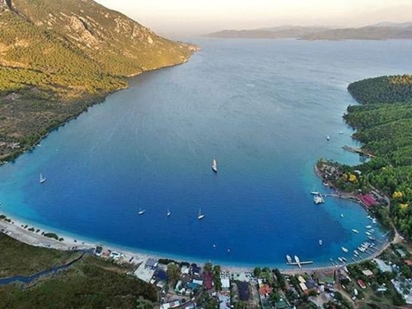 Özel Tekne Kiralama ile Gökova Körfezi — Görülmesi Gereken Koylar & Rotalar