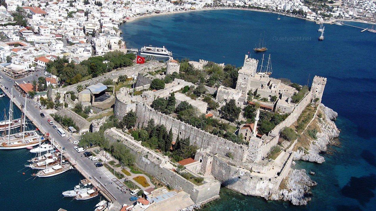 2026 Bodrum’da Tekne Kiralama Fiyatları 1