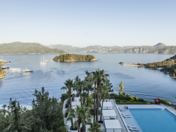 D Maris Bay