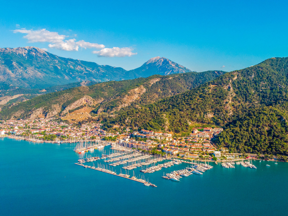 Fethiye'de Tekne Kiralamak & Mavi Yolculuk Yapmak için 10 Neden