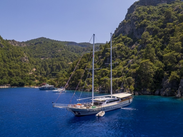 Holiday 10 Gulet – 40 Metrelik, 10 Kamaralı ve 22 Kişilik Tekne
