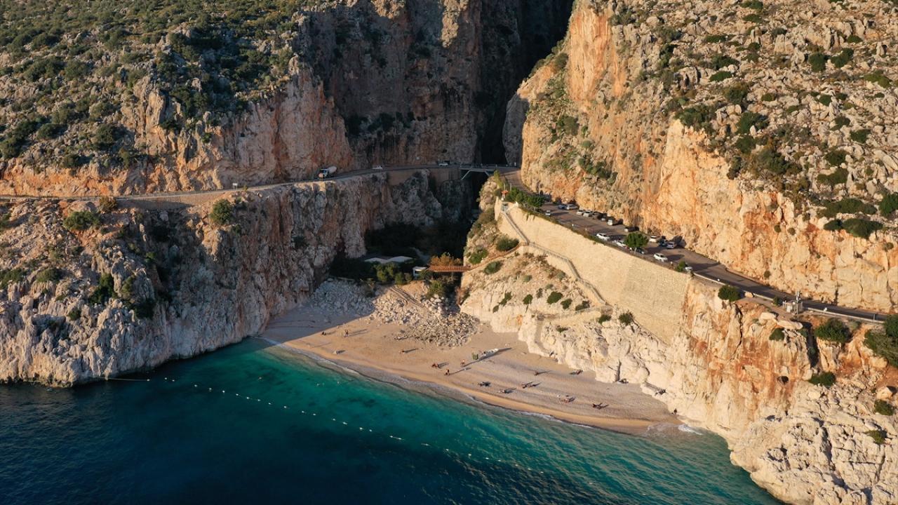 Kaputaş Plajı Tarihi Mavi Yolculuk Ulaşım ve Denizin Büyüsü