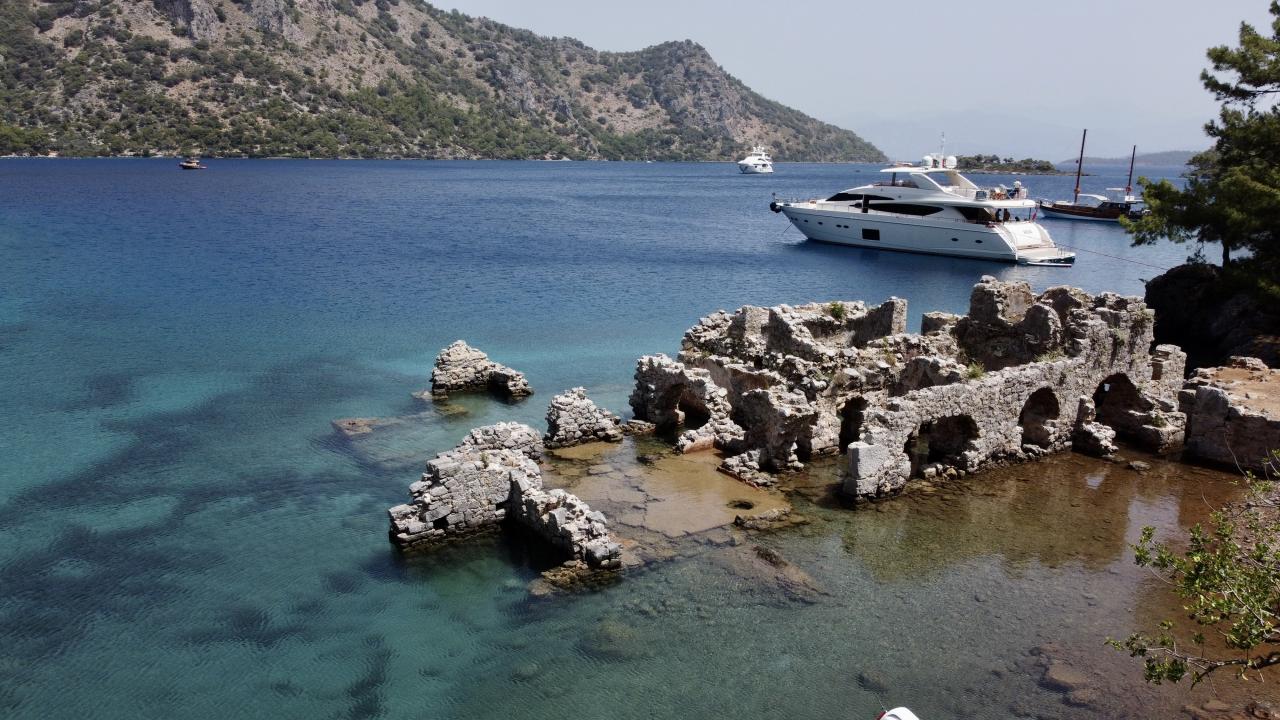 kleopatra adası (sedir adası) gocek