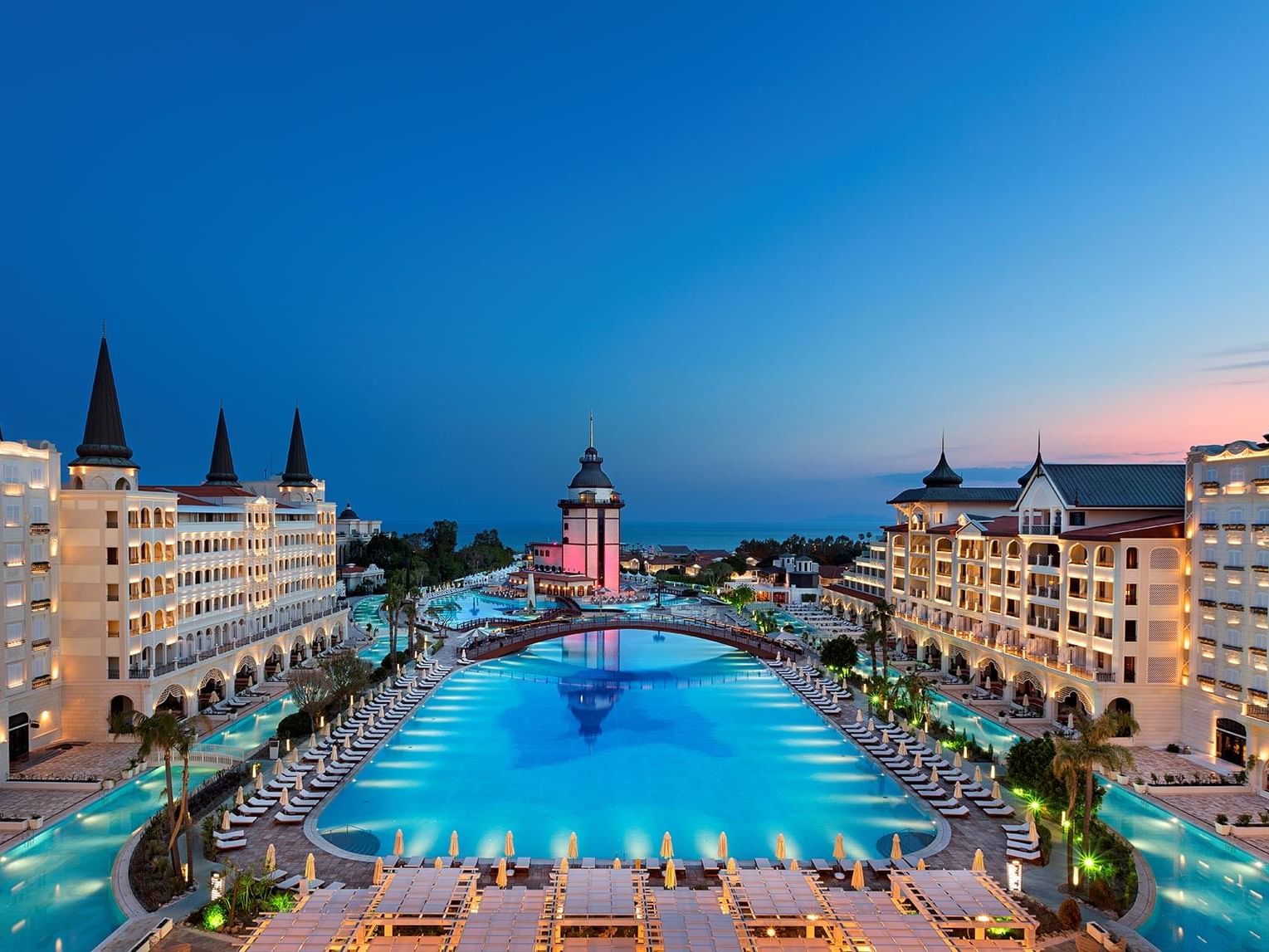 Tekne Tatili ile Otel Tatili Arasındaki Farklar