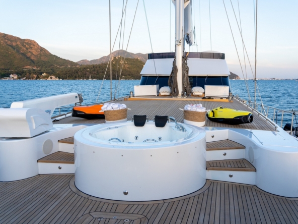 Good Life Gulet Kiralama | Ultra Lüks Mavi Yolculuk