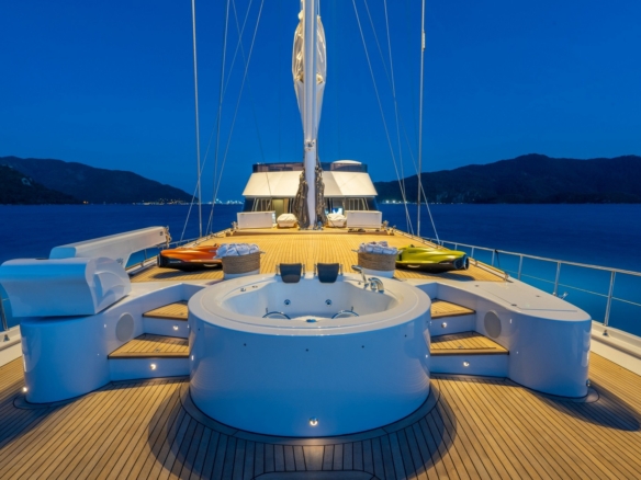 Good Life Gulet Kiralama | Ultra Lüks Mavi Yolculuk