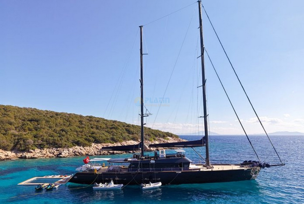 Oğuz Khan Ultra Lüks Yelkenli Yat