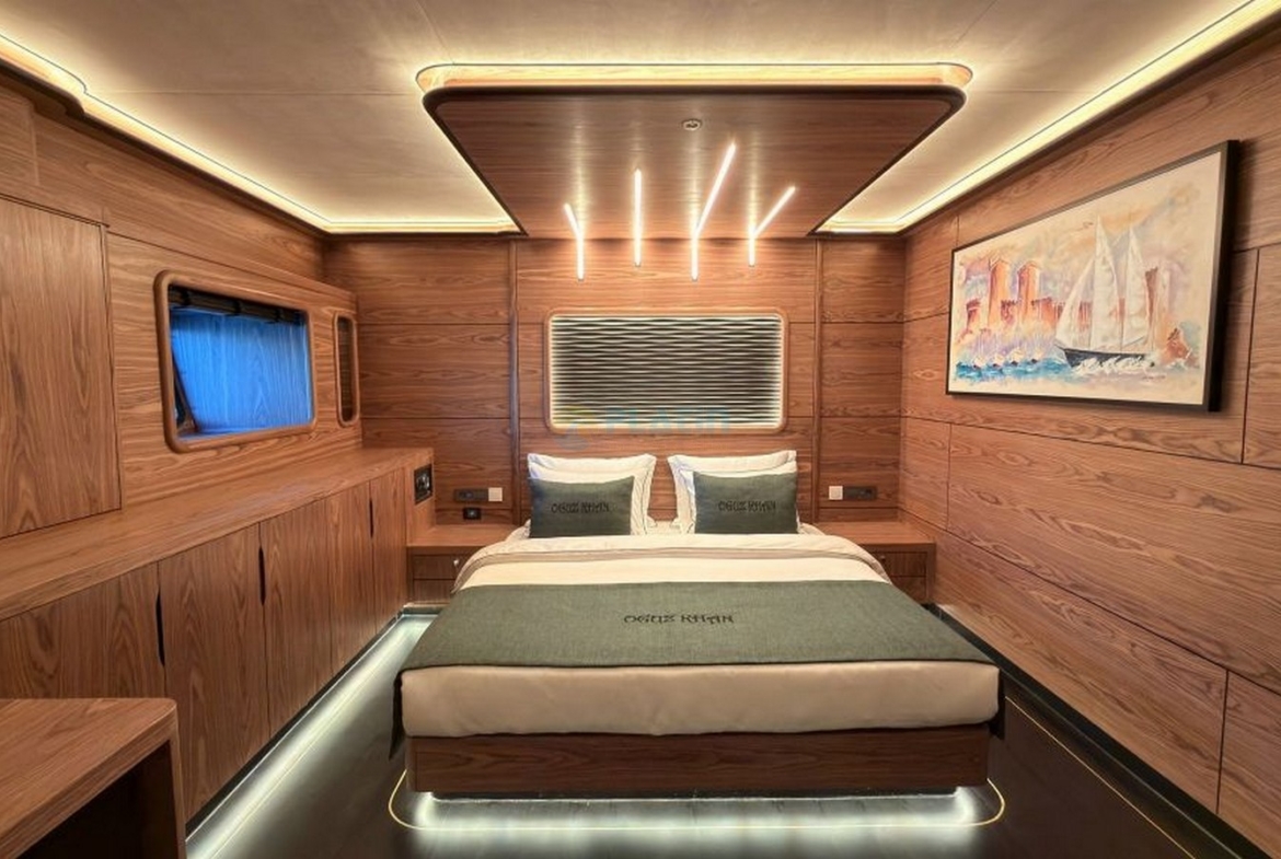 Oğuz Khan Ultra Lüks Yelkenli Yat