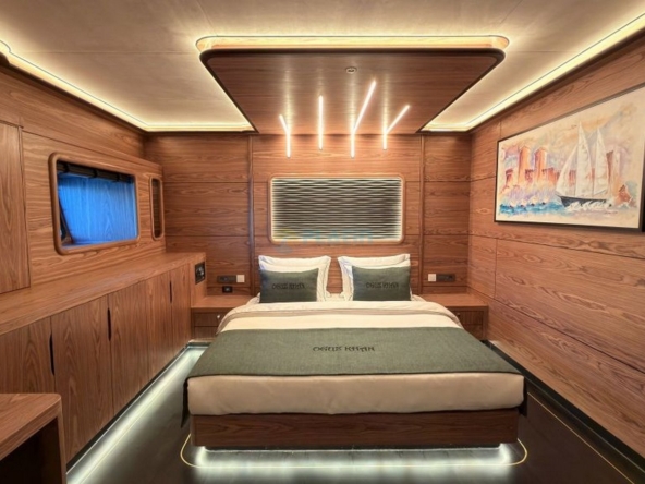 Oğuz Khan Ultra Lüks Yelkenli Yat