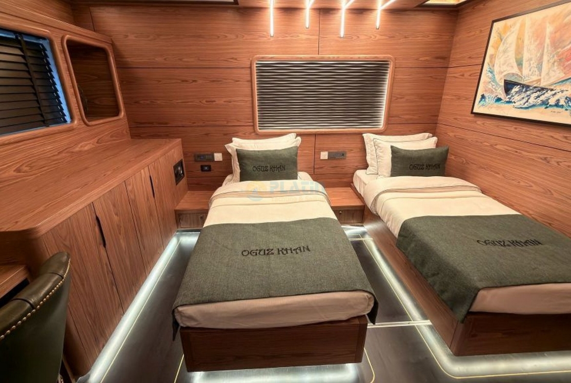 Oğuz Khan Ultra Lüks Yelkenli Yat