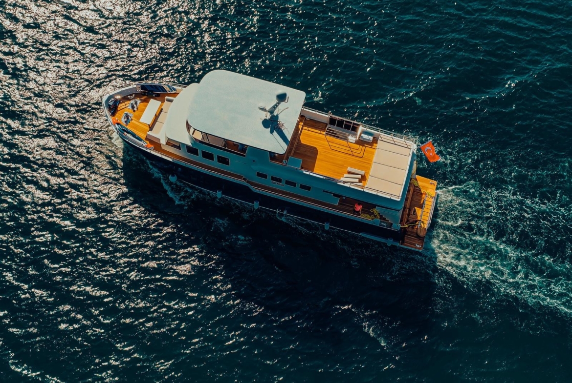 Beluga Trawler: Sessiz Konfor, Dengeli Seyir ve Gerçek Deniz Tatili