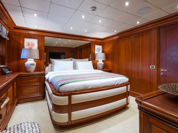 YAZZ – Ultra Lüks Gulet ve Motor Sailor Yat | Platin Yatçılık