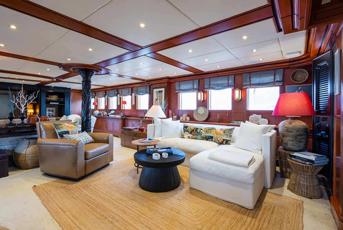 YAZZ – Ultra Lüks Gulet ve Motor Sailor Yat | Platin Yatçılık